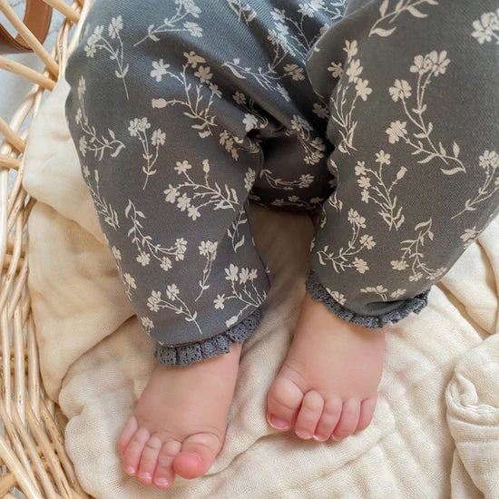 Aster & Oak Mia Floral Leggings - Dark Sage - Image 3