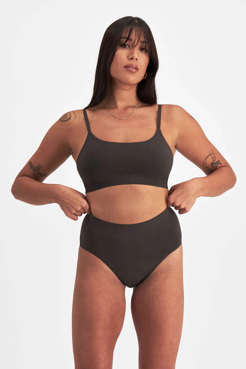 Bonds Womens Bases Seamless Full Brief - Dusted Black - Image 4