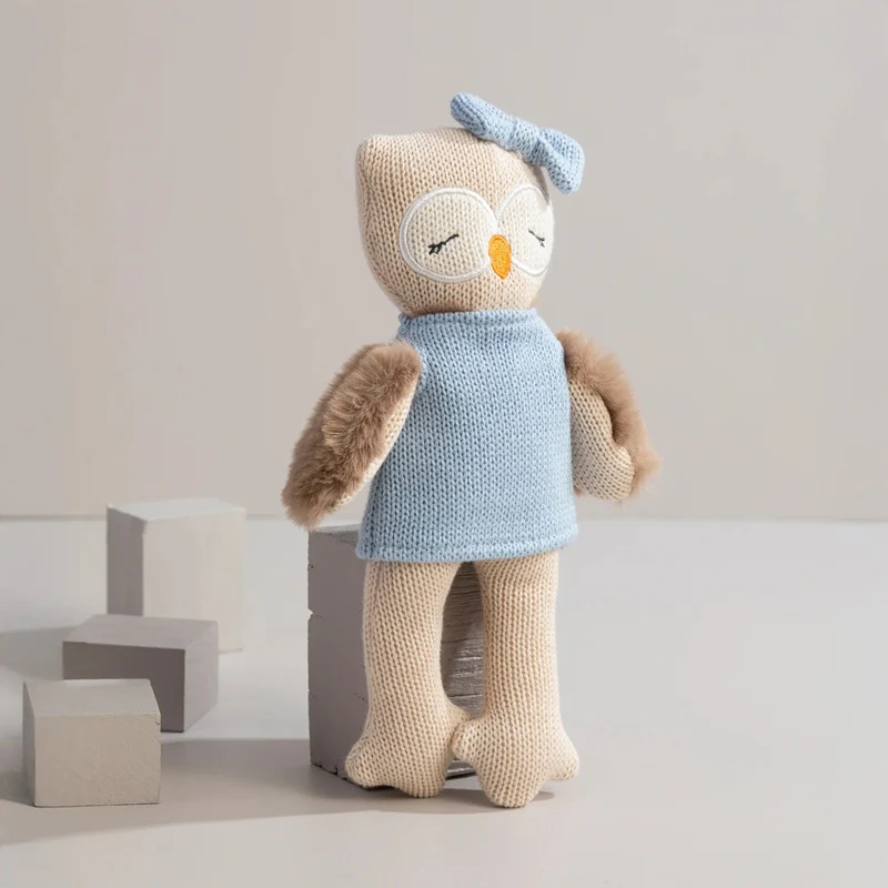 Living Textiles Knitted Animal Toy - Ollie the Owl - Image 2