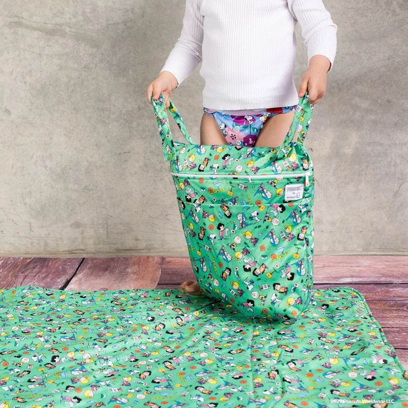 Monarch Wipe-Clean Change Mat - Snoopy In Green - Image 3